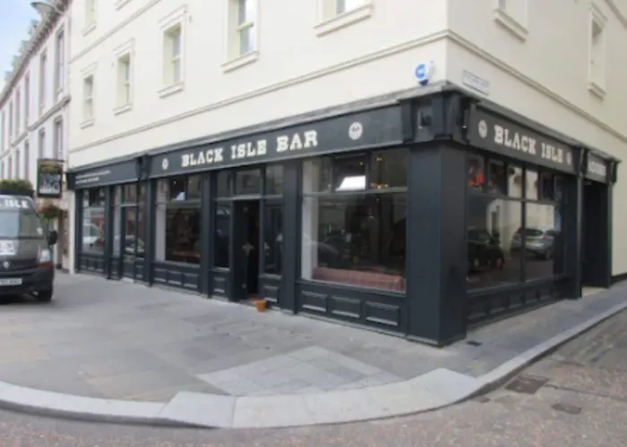 Hostel: Black Isle Bar & Rooms